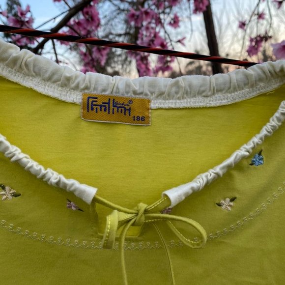 Floral Boho Top - Picture 2 of 4